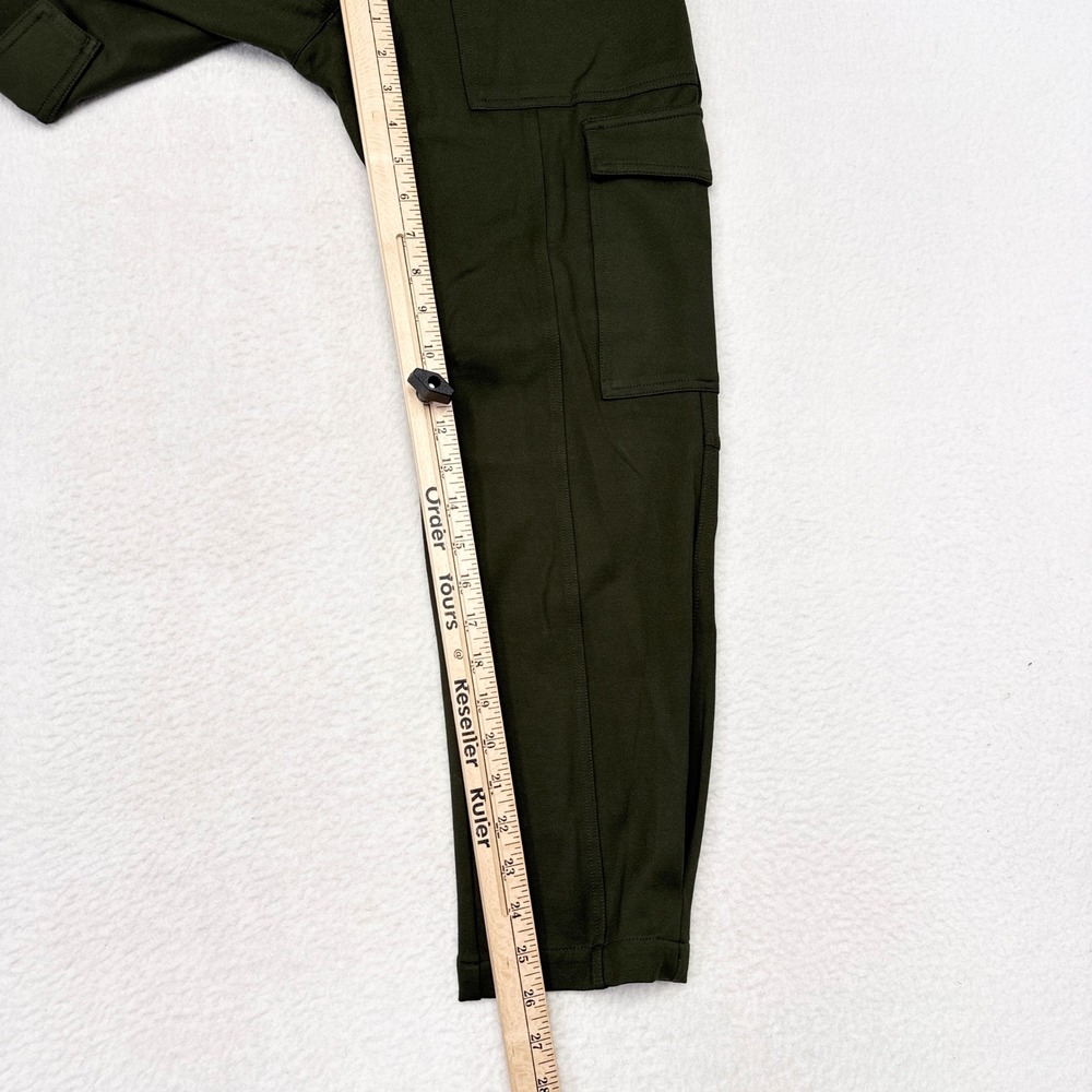 Quince Ultra Stretch Ponte Tapered Cargo Pants Womens Size Small Olive Green NEW - Picture 7 of 8